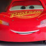 Carro Rayo McQueen A Control Remoto 3D PANTALLA